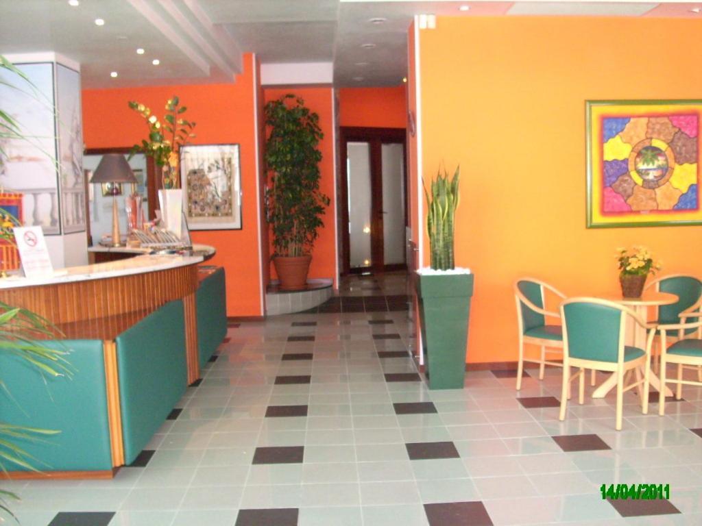Hotel Colorado ลิโดดิเยโซโล ภายนอก รูปภาพ